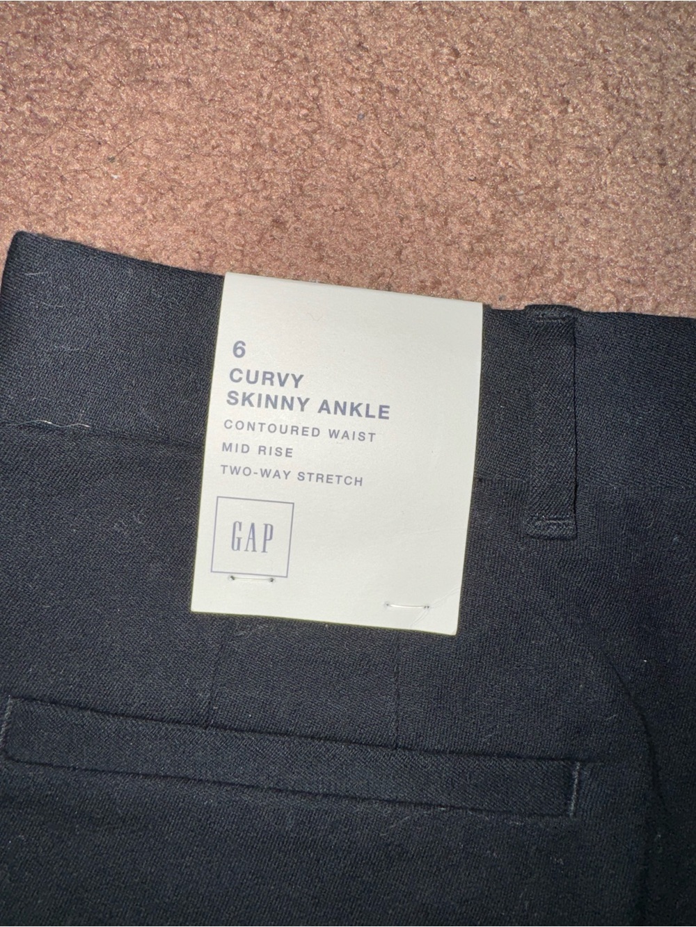 GAP Curvy Skinny Ankle Pants in Black